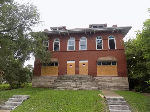 3917 W Belle, Saint Louis, MO 63108