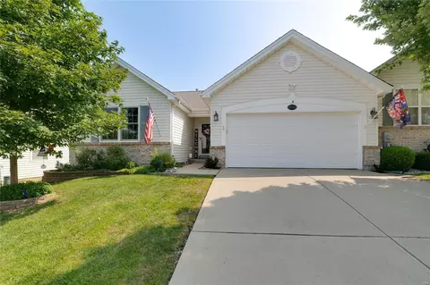 12122 Mckelvey Pl, Bridgeton, MO 63044