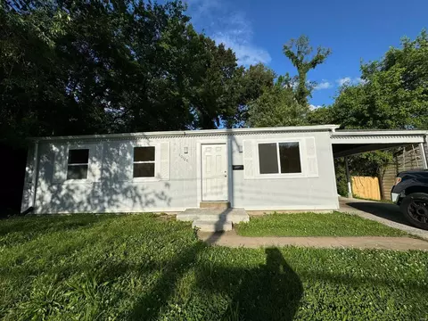 10128 Mayfair Dr, Saint Louis, MO 63136