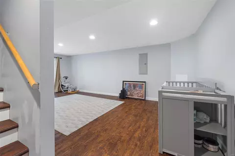 Entry Way - 149 Brookvew Way Dr, O'fallon, MO 63366 photo 3 of 4