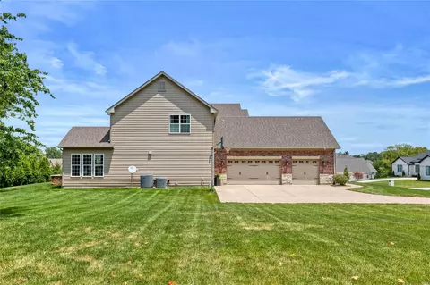 Exterior - 5320 Enchanted Ct, Weldon Spring, MO 63304 photo 18 of 20