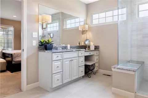 Bath - 5320 Enchanted Ct, Weldon Spring, MO 63304 photo 1 of 5