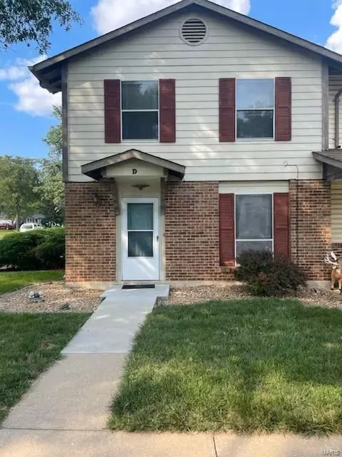 33 Park Charles Blvd #D, Saint Peters, MO 63376