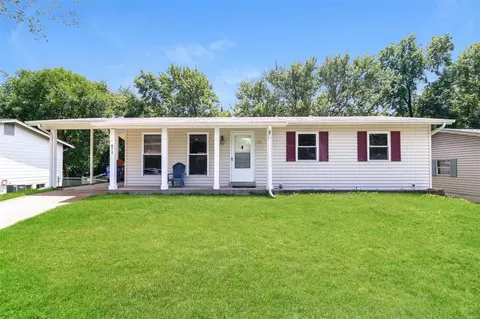 871 Marrisa Dr, Florissant, MO 63031