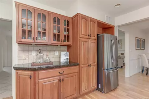 Kitchen - 931 Camargo Dr, Ballwin, MO 63011 photo 3 of 5