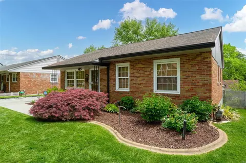 7350 Sharp Ave, Saint Louis, MO 63116 photo 5
