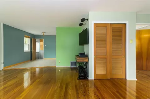 7350 Sharp Ave, Saint Louis, MO 63116 photo 9