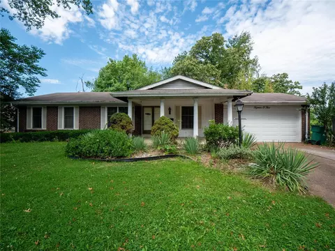 1505 Haviland Dr, Saint Louis, MO 63137
