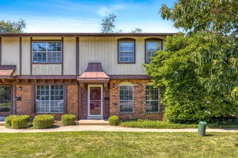 634 Rosetta Dr, Florissant, MO 63031