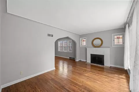 6547 Devonshire Ave, Saint Louis, MO 63109 photo 5