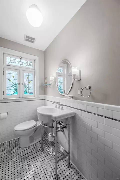 6547 Devonshire Ave, Saint Louis, MO 63109 photo 14