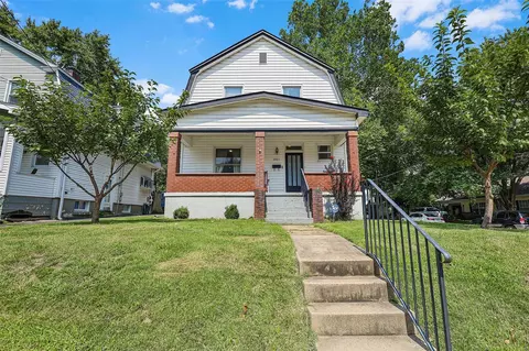 3401 Oxford Blvd, Saint Louis, MO 63143