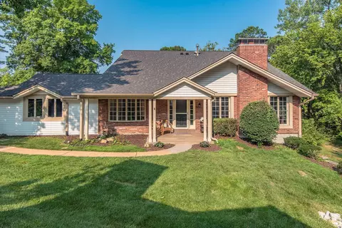 2387 Green Circle Ct, Chesterfield, MO 63017