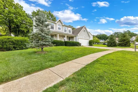 Exterior - 13101 Barrett Meadows Dr, Ballwin, MO 63021 photo 9 of 9