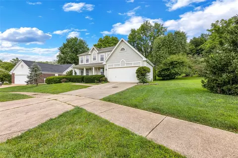 Exterior - 13101 Barrett Meadows Dr, Ballwin, MO 63021 photo 2 of 9