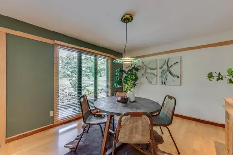 Dining - 4 Cobblestone Dr, Ballwin, MO 63011 photo 4 of 6