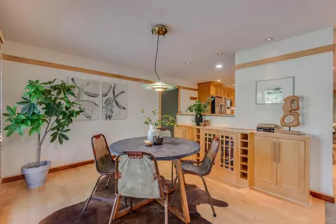 Dining - 4 Cobblestone Dr, Ballwin, MO 63011 photo 3 of 6