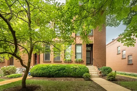 4343 Laclede Ave #A, Saint Louis, MO 63108