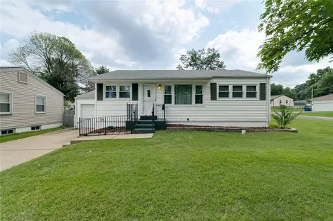 4400 Boswell Ave, Saint Louis, MO 63134