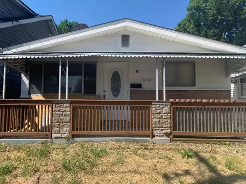4232 Schiller Pl, Saint Louis, MO 63116