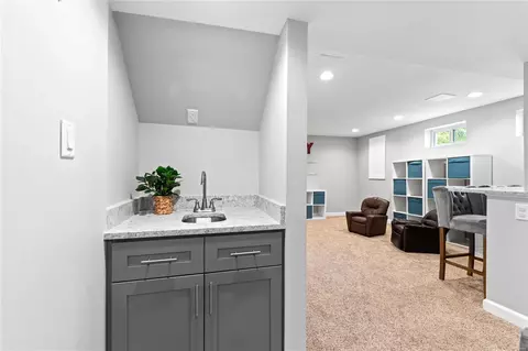 Entry Way - 547 Westonridge Ct, Wildwood, MO 63021 photo 6 of 6