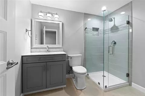 Bath - 547 Westonridge Ct, Wildwood, MO 63021 photo 7 of 7