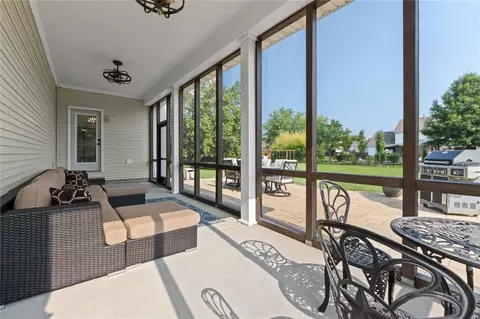Exterior - 547 Westonridge Ct, Wildwood, MO 63021 photo 5 of 10