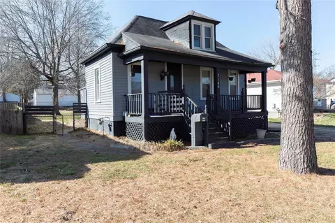 7146 Mardel Ave, Saint Louis, MO 63109