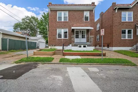 5414 Gertrude Ave, Saint Louis, MO 63116
