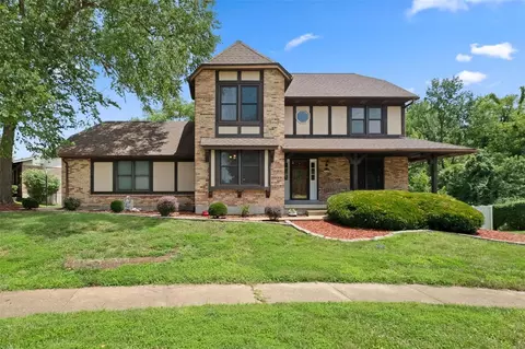 3620 Viembra Dr, Florissant, MO 63034