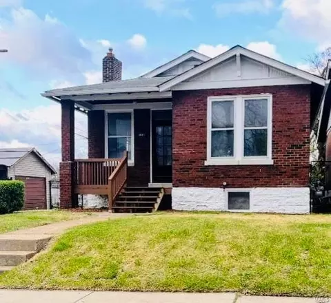 4814 Sacramento Ave, Saint Louis, MO 63115