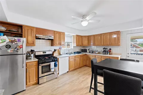 Kitchen - 5626 Oleatha Ave, Saint Louis, MO 63139 photo 1 of 3