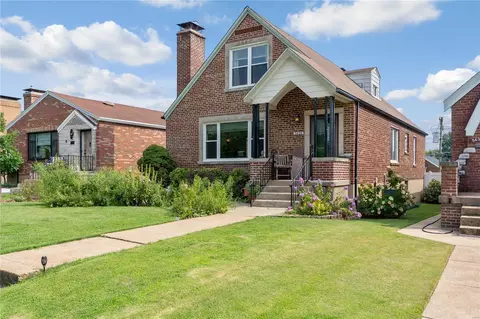 Exterior - 5626 Oleatha Ave, Saint Louis, MO 63139 photo 1 of 11