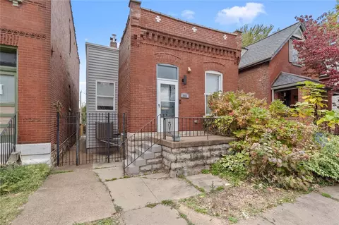 3253 Minnesota Ave, Saint Louis, MO 63118