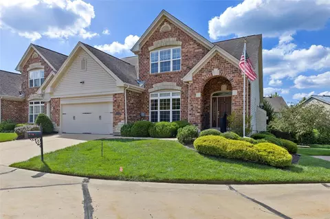 2808 Barvilla Ct, Ballwin, MO 63021