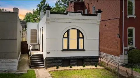 3319 Oregon Ave, Saint Louis, MO 63118
