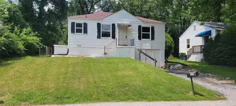 10181 Winkler Dr, Saint Louis, MO 63136