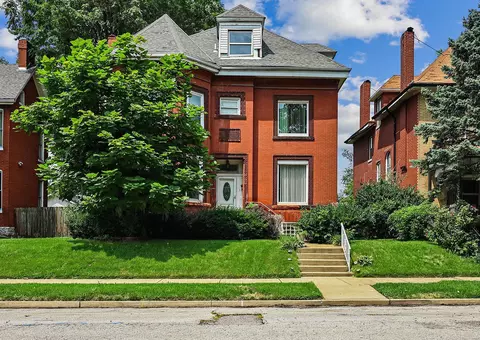 5019 Raymond Ave, Saint Louis, MO 63113