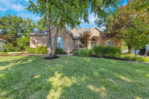 16018 Nantucket Island Dr, Wildwood, MO 63040