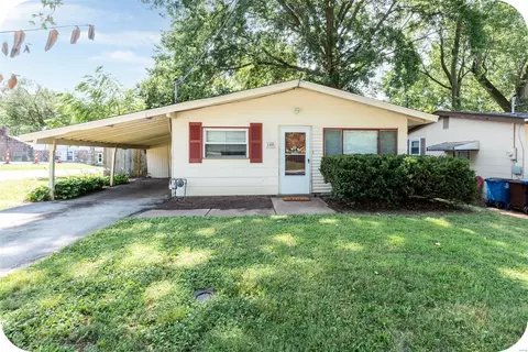 100 Young Dr, Saint Louis, MO 63135