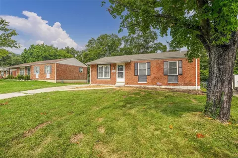 623 Butler Dr, Eureka, MO 63025