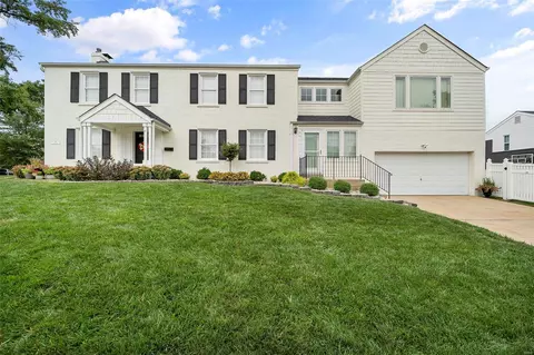 9325 White Ave, Brentwood, MO 63144