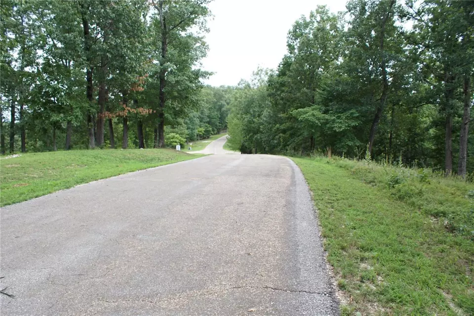  31 Trident Dr, Laurie, MO 65037 photo 6