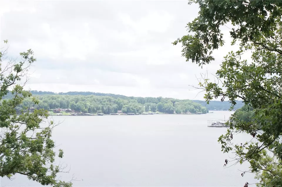  31 Trident Dr, Laurie, MO 65037 photo 9