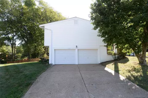 1051 Briarhurst Dr, Manchester, MO 63021 photo 46