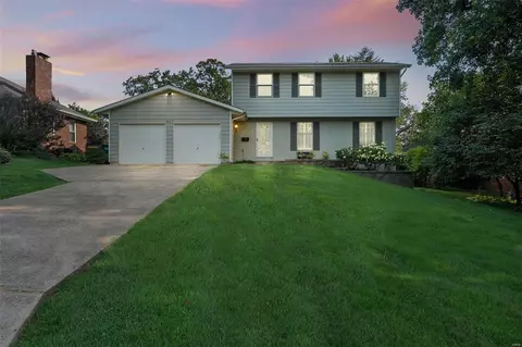 627 Fieldston Ter, Saint Louis, MO 63119