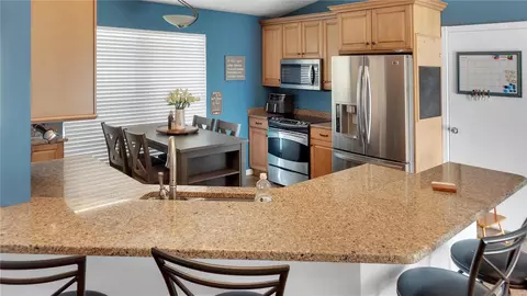 Kitchen - 1354 Manuka Dr, O'fallon, MO 63366 photo 2 of 8