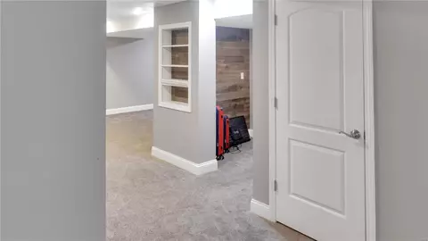 Entry Way - 1354 Manuka Dr, O'fallon, MO 63366 photo 4 of 4