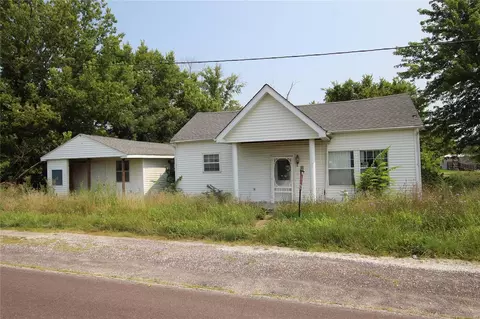 301 Main St, Truxton, MO 63381 photo 1