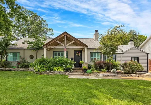 9737 Tesson Ferry Rd, Saint Louis, MO 63123